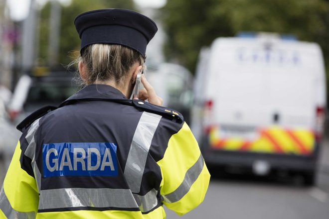 police, drugs, club, house music