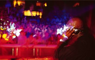 tonyhumphries.jpg
